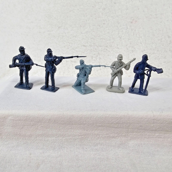 Toy Soldier Lot Civil War Era Military China Made 1 Pound Gallon Bag Blue Grey - Picture 7 of 8